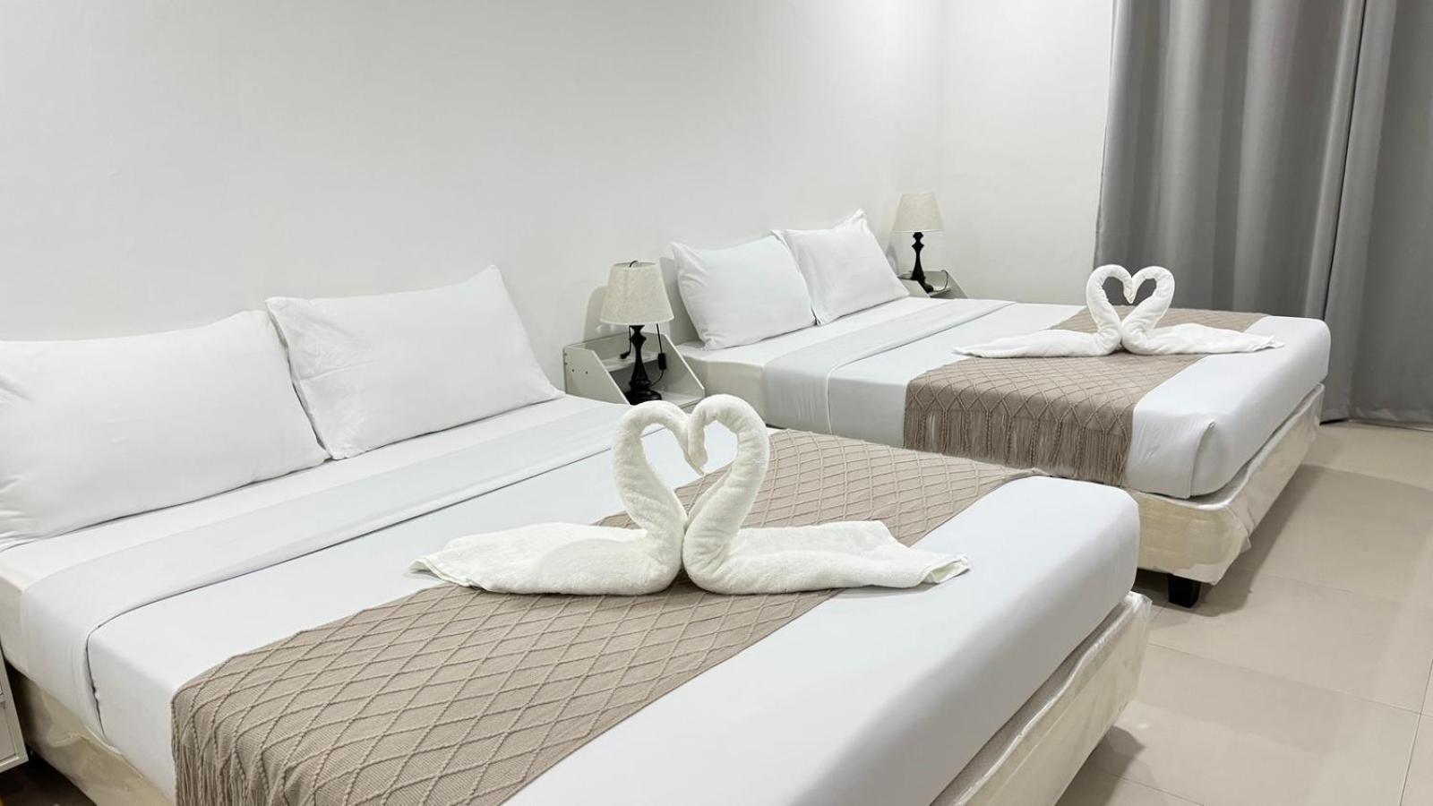 אנגלס Bavarian Guest House מראה חיצוני תמונה